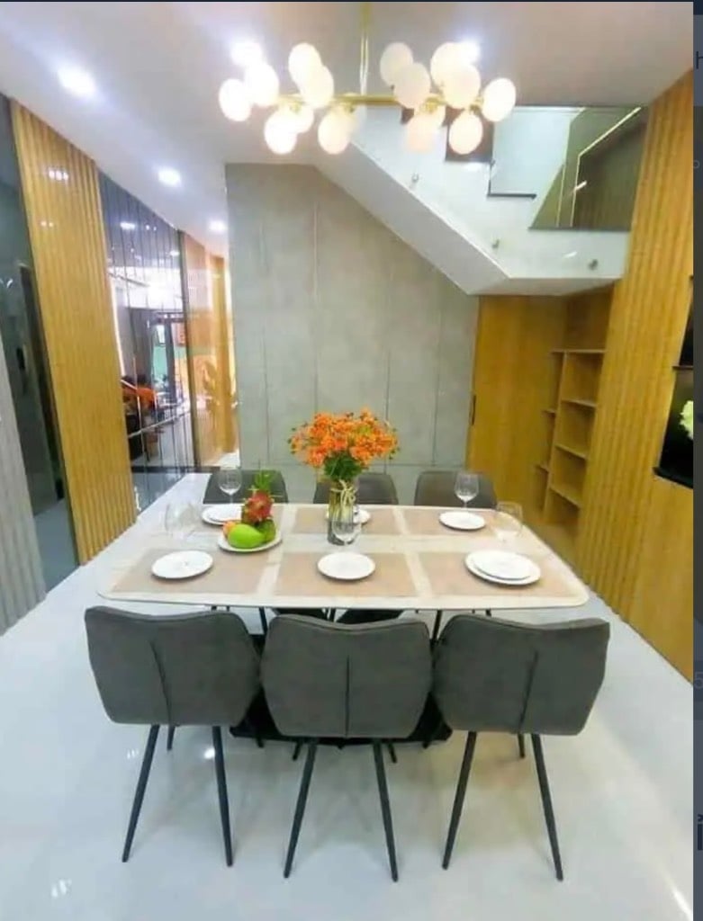 Bán nhà 3 tầng, 85m², phường 4, TP. Tân An, Long An sổ hồng riêng, chỉ 2.55 tỷ