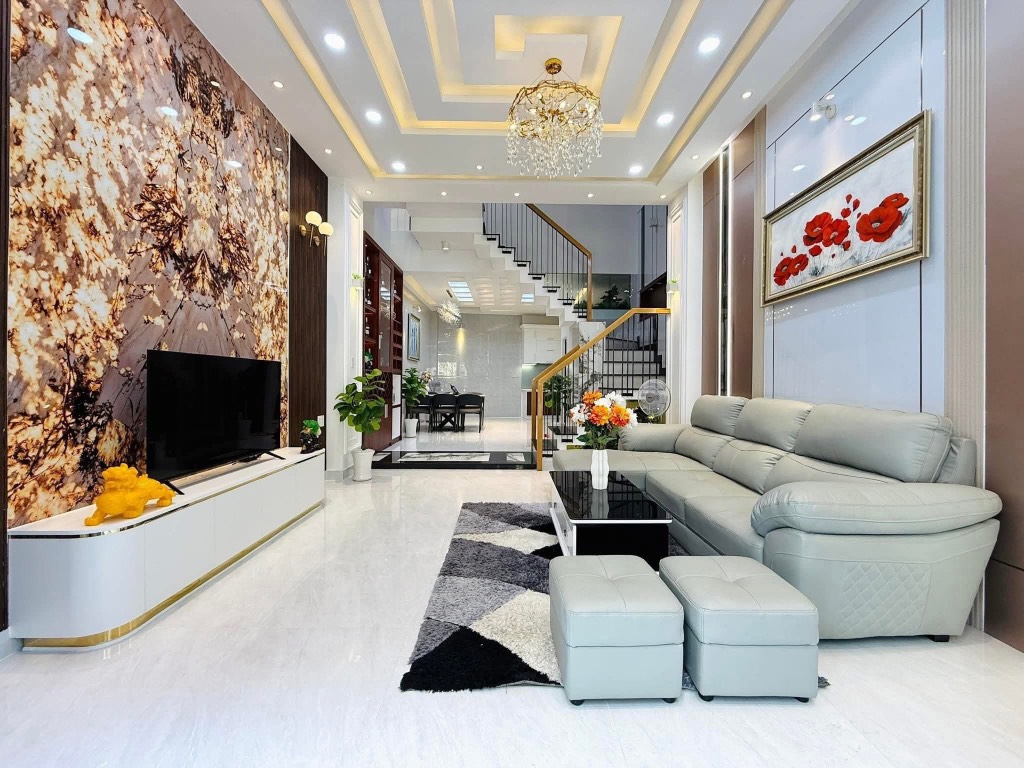 Bán nhà phố đẹp dọn vào ngay trung tâm Tp. Tân An, Long An, 75m2, chỉ 2tỷ2– shr
