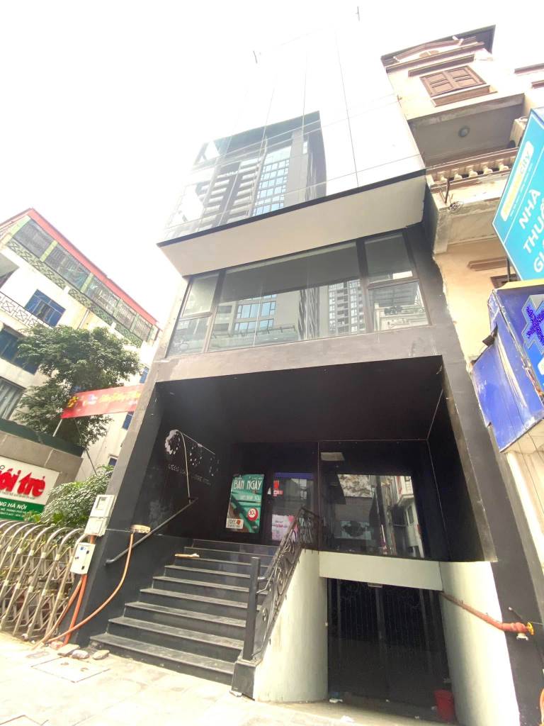 Chủ hạ chào 2 tỷ, Tòa nhà mặt phố Thụy Khuê 153m² 8 tầng có hầm mặt tiền 6m chỉ 93 tỷ thu 3,5 tỷ/năm
