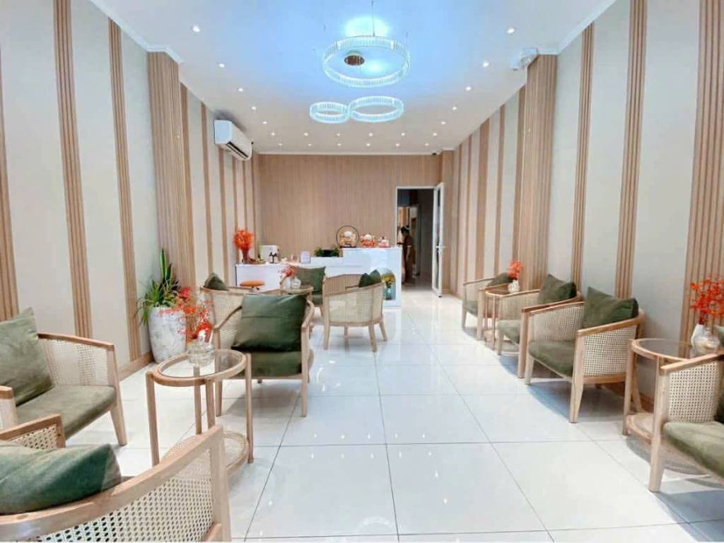 Bán nhà mặt tiền Âu Cơ, Tân Bình, 4.1 x 26m, sổ đỏ, giá 19 tỷ