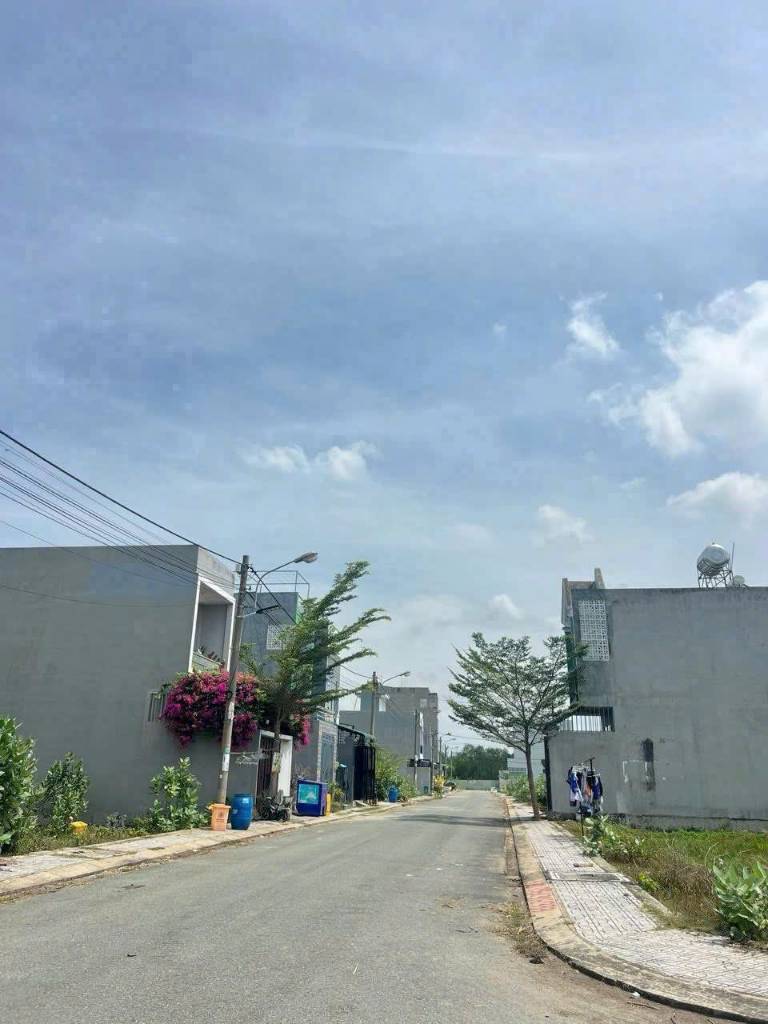 BÁN ĐẤT TRUNG TÂM PHƯỜNG 4 – TP. TÂN AN - LONG AN – 90m2 – GIÁ 1.6 TỶ – SHR