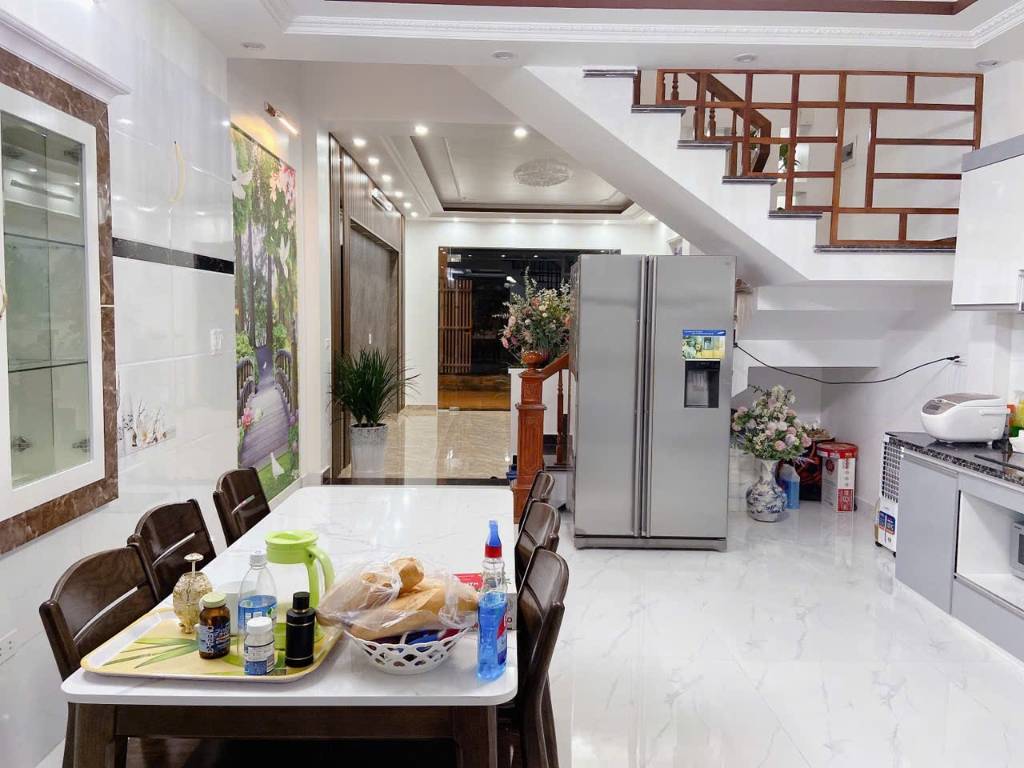 Chính chủ bán nhà 3 tầng mặt tiền 5.5m Mân Thái 1, Sơn Trà, cách biển 300m