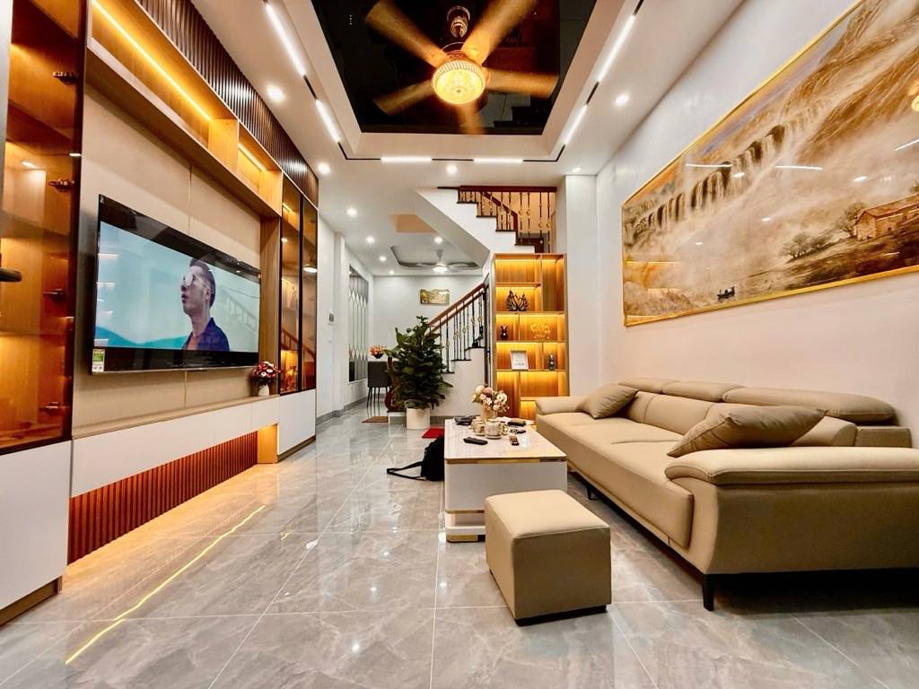 Nhà đẹp 2 mặt thoáng Phố Kim Hoa, Xã Đàn 38m2 x 4 tầng, nội thất hiện đại, 11.8 tỷ