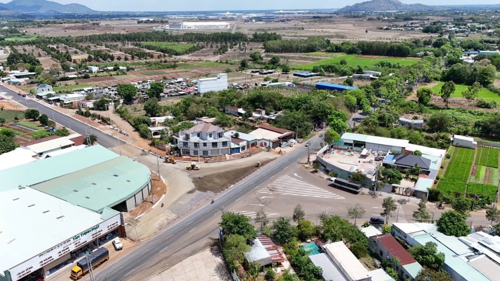 Chính Chủ Bán Lô Đất Đường 25m Thành Phố Bà Rịa, SHR, 298m2, giá 1,65 tỷ