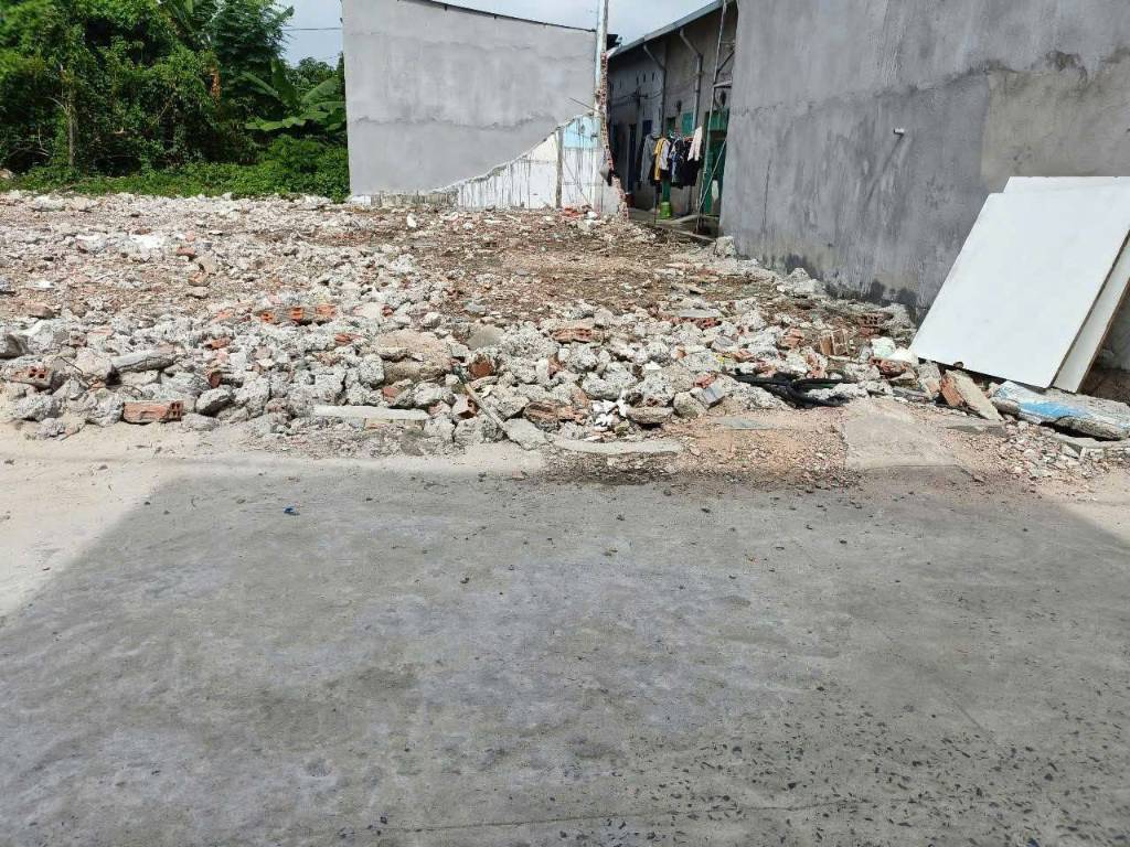 BÁN LÔ ĐẤT MẶT TIỀN TRUNG TÂM PHƯỜNG 4, TP. TÂN AN, LONG AN - DT 90m² - Giá 870 TR - SHR