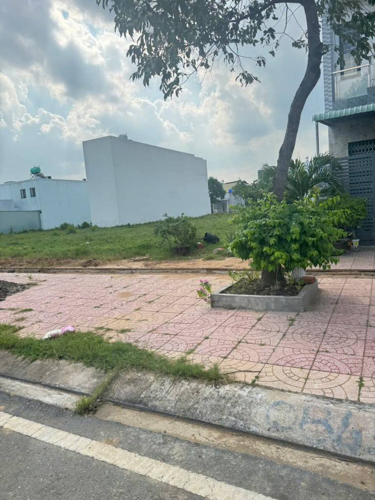 CHÍNH CHỦ BÁN ĐẤT – MẶT TIỀN PHƯỜNG 4 – TÂN AN - LONG AN - DT 100m2 - GIÁ 1.2 Tỷ - SHR
