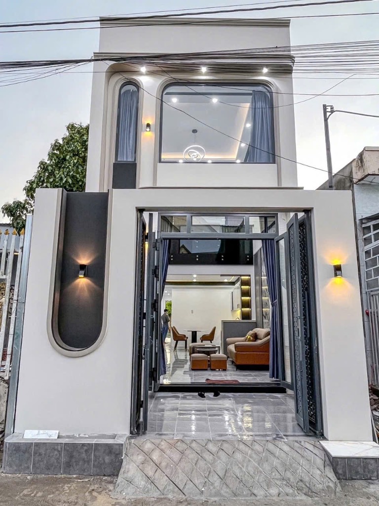 NHÀ TRỆT LỬNG HIỆN ĐẠI, 3 PHÒNG NGỦ, TẶNG NỘI THẤT, LỘ ÔTÔ, CÁCH ĐH Y DƯỢC 2.5KM