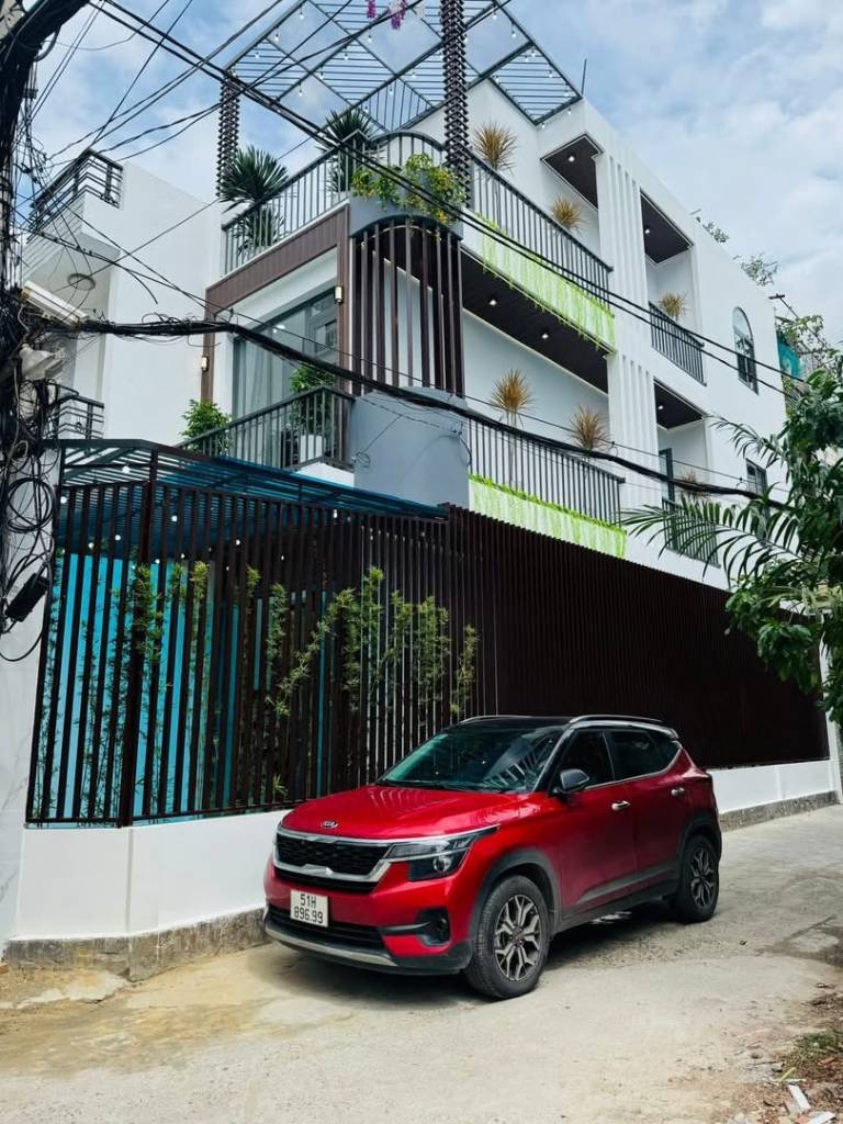 Bán Nhà Căn Góc 3 Tầng, Full Nội Thất 68m², Hẻm Xe Tải Phường 14, Gò Vấp, Giá 7.4 Tỷ