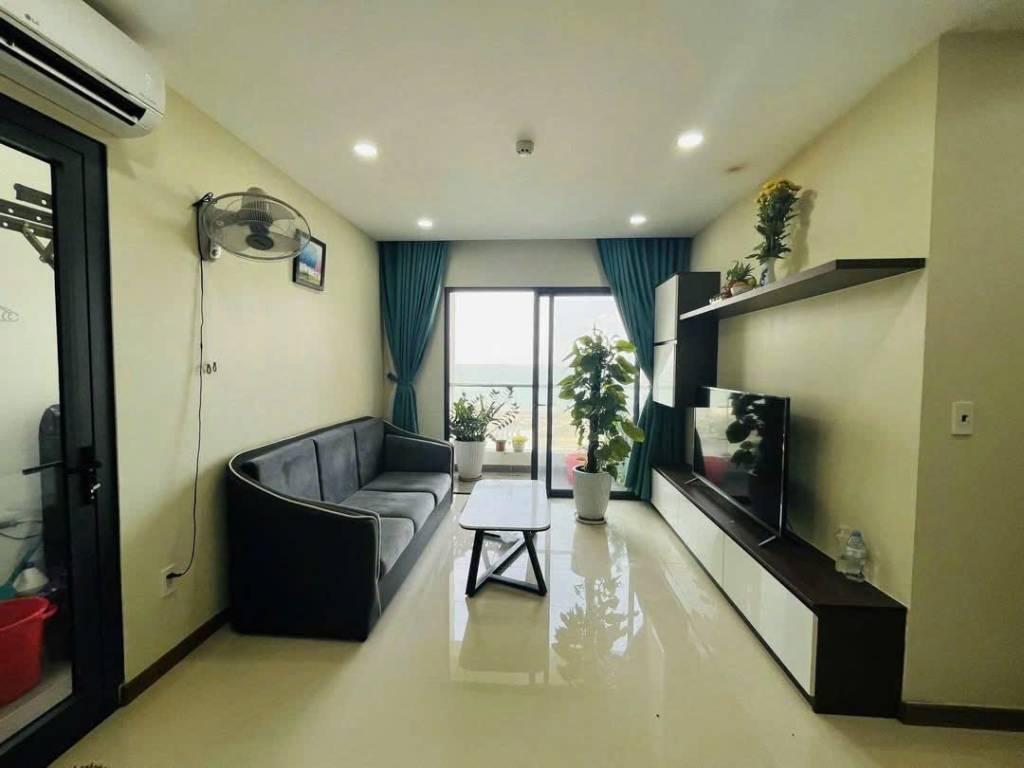 CẦN BÁN CĂN HỘ 2PN NỘI THẤT ĐẸP Ở CHUNG CƯ PHÚ TÀI RESIDENES QUY NHƠN
