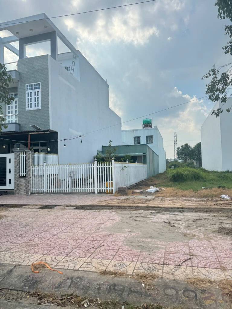 BÁN ĐẤT NỀN VỊ TRÍ VÀNG – TRUNG TÂM P4 - TÂN AN – LONG AN – 95m² - 1.6 TỶ – SỔ HỒNG RIÊNG