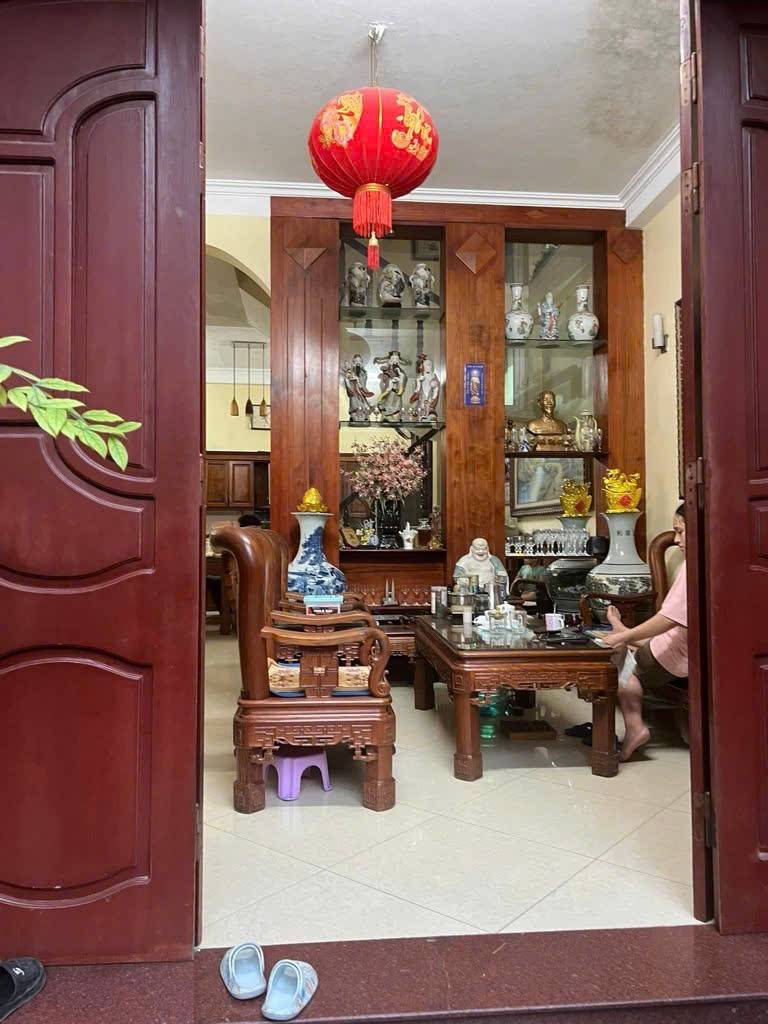 Bán Nhà Khu Lạc Long Quân – Tây Hồ, 90m2 x 4 tầng, Kinh doanh, An sinh đỉnh, giá 20.9 Tỷ