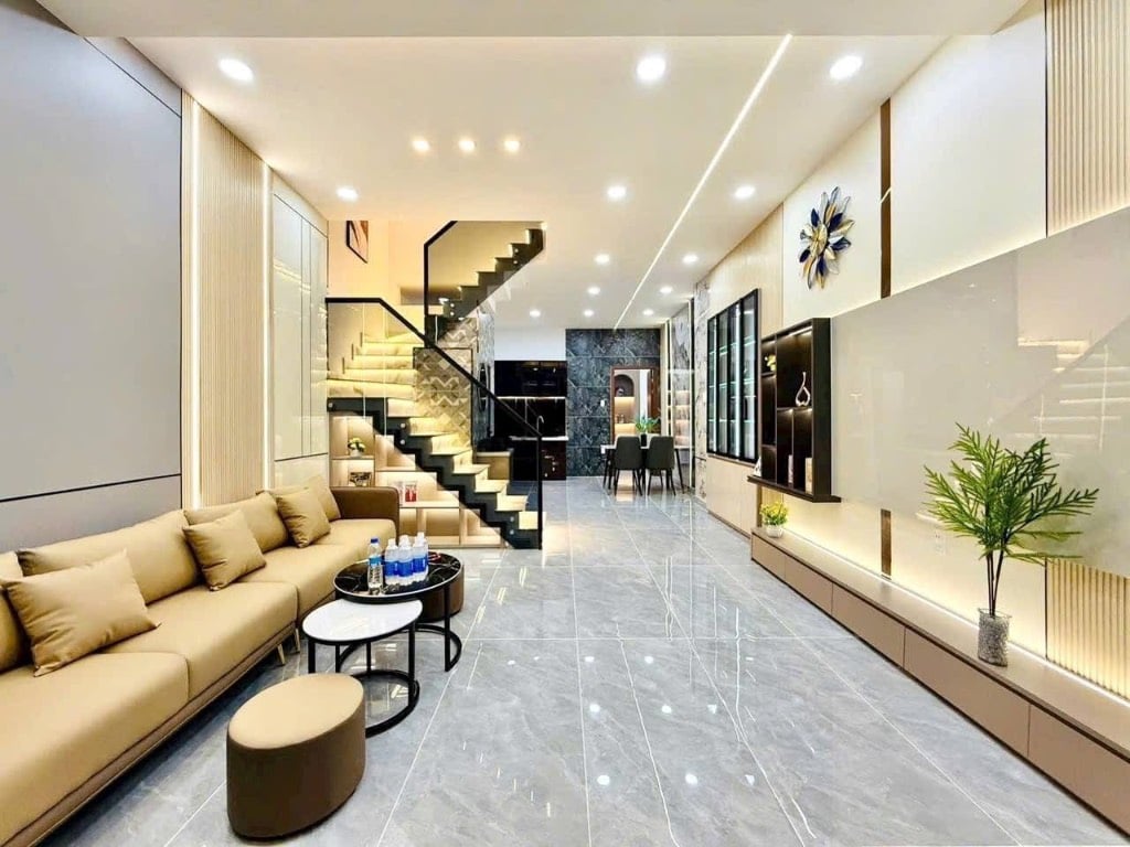 BÁN NHÀ PHỐ ĐẸP SANG XỊN 2 TẦNG– MT VÕ TẤN ĐỒ TP. TÂN AN, LONG AN – 86m2– CHỈ 2 TỶ650– SHR