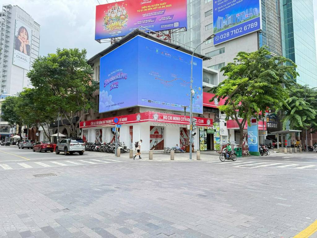 SIÊU GÓC 2 MẶT TIỀN 12 NGUYỄN HUỆ –TRUNG TÂM QUẬN 1 – 25M X 15M – MẶT BẰNG ĐẸP, HIẾM