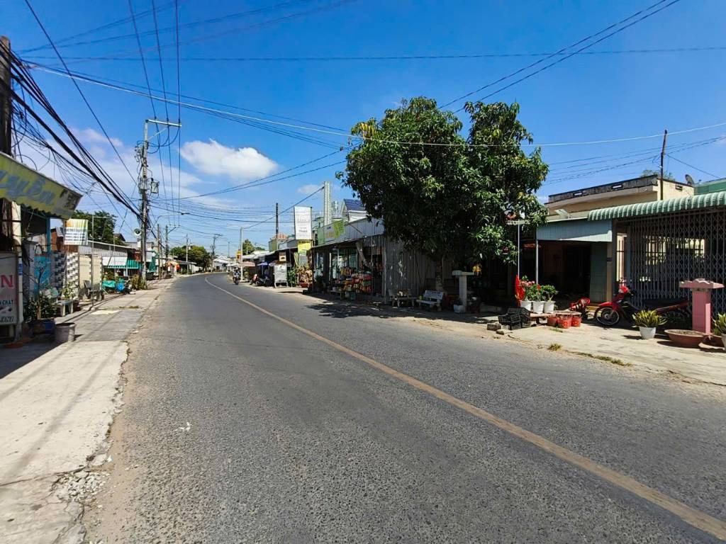 Bán Nhà đất mặt tiền Quốc Lộ 80B (P. Tân Châu, An Giang.).DT 1.000m2.