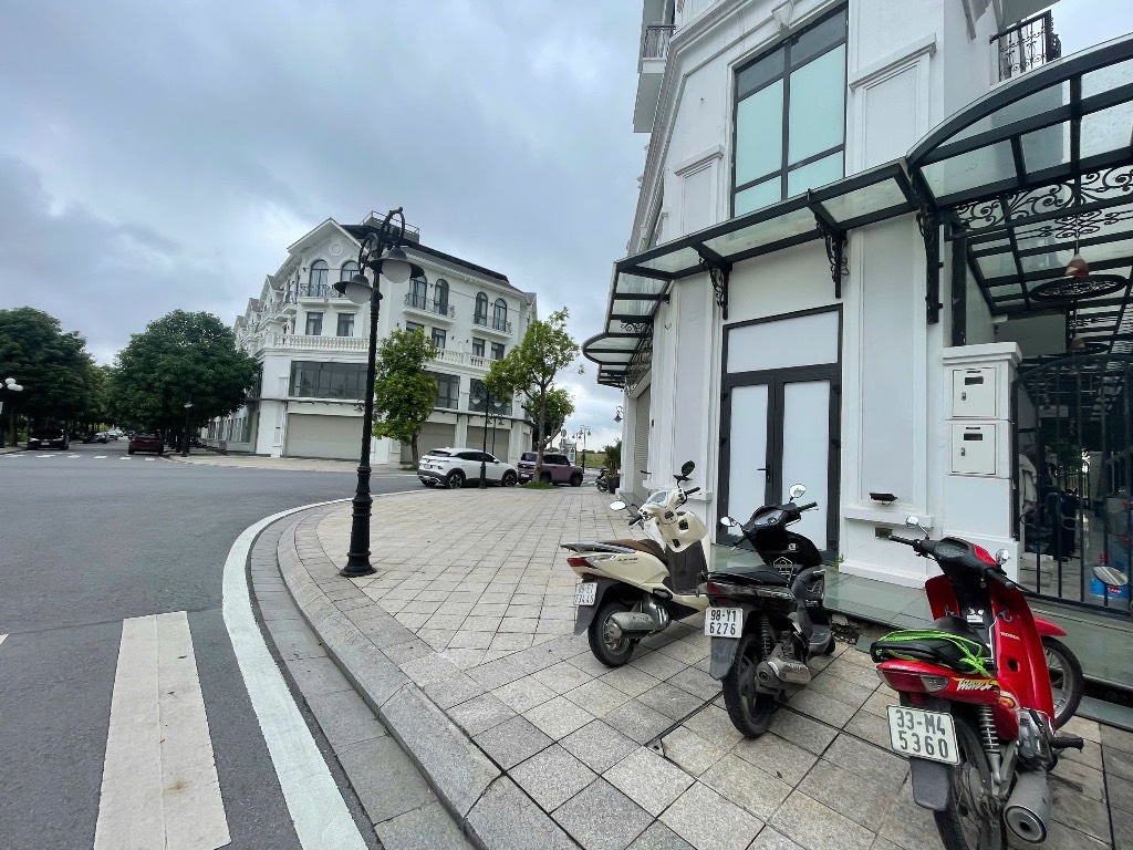 Bán gấp biệt thự liền kề sao biển vinhomes ocean park 1 gia lâm