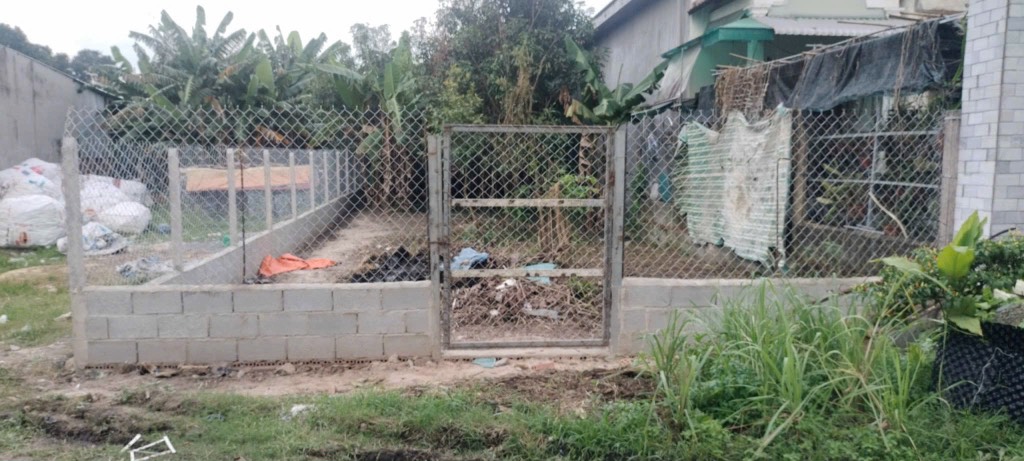 Chính chủ bán đất đường Nguyễn Thị Hương, xã Trung Lập Hạ, 319m2 có 150m2 đất ở, sổ đỏ, giá 2,5 tỷ
