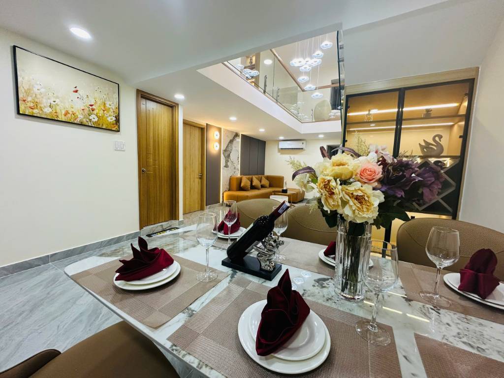 Bán nhanh căn hộ duplex sky garden 1, PMH, Q7, 89m2 + lửng, TK 5PN, 4WC nhà mới đẹp, giá chỉ 9,3 tỷ