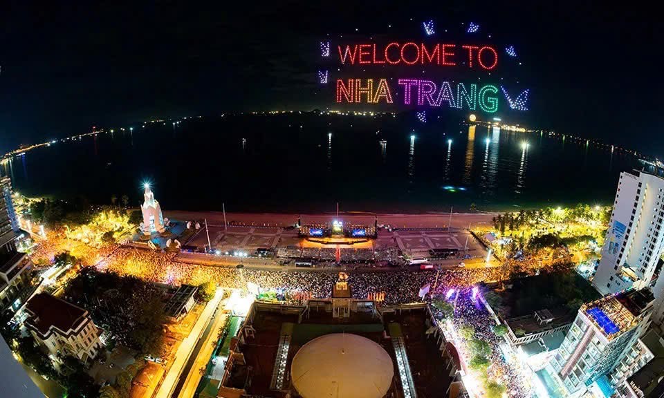 Bán nhà mặt tiền đường Bạch Đằng, khu bàn cờ trung tâm TP Nha Trang. Ngang rộng 7,35m