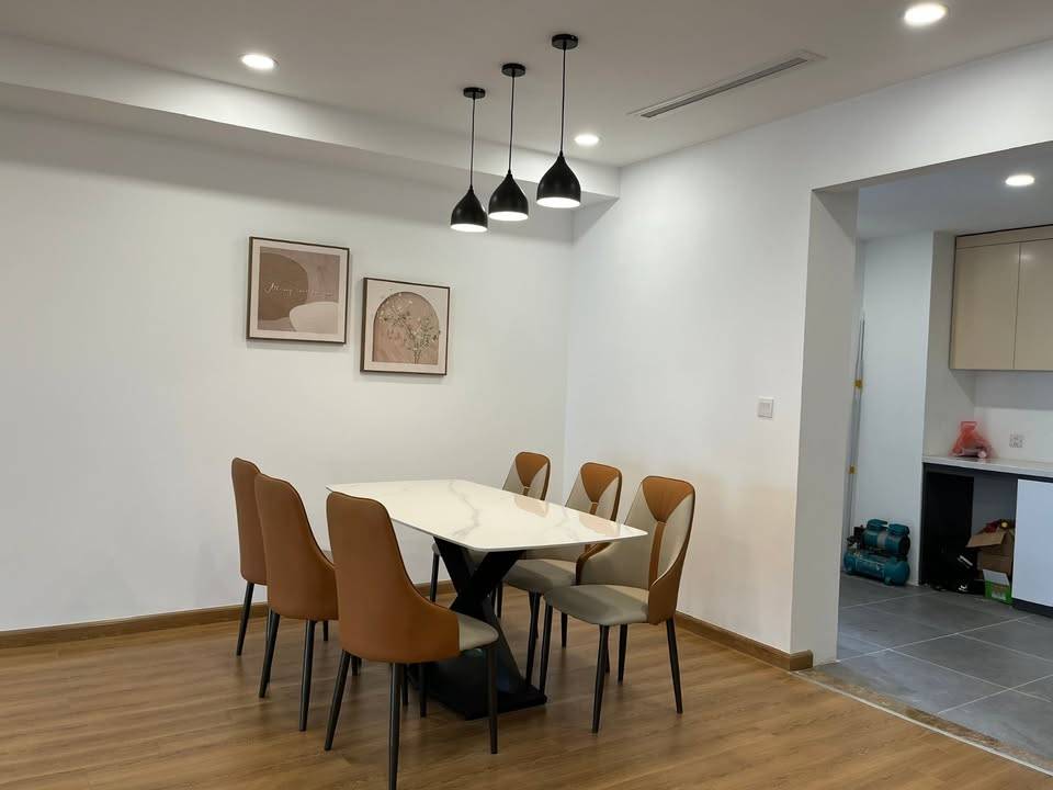 Chung cư Paragon Cầu Giấy. Căn hộ 3 ngủ,140m full nội thất cao cấp.