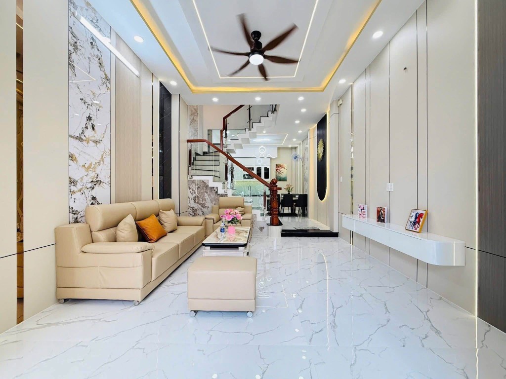 CẦN BÁN NHÀ PHỐ ĐẸP SANG– MT LÊ HỮU NGHĨA – TT.TP. TÂN AN LONG AN– GIÁ 2 TỶ3 85m2 SHR