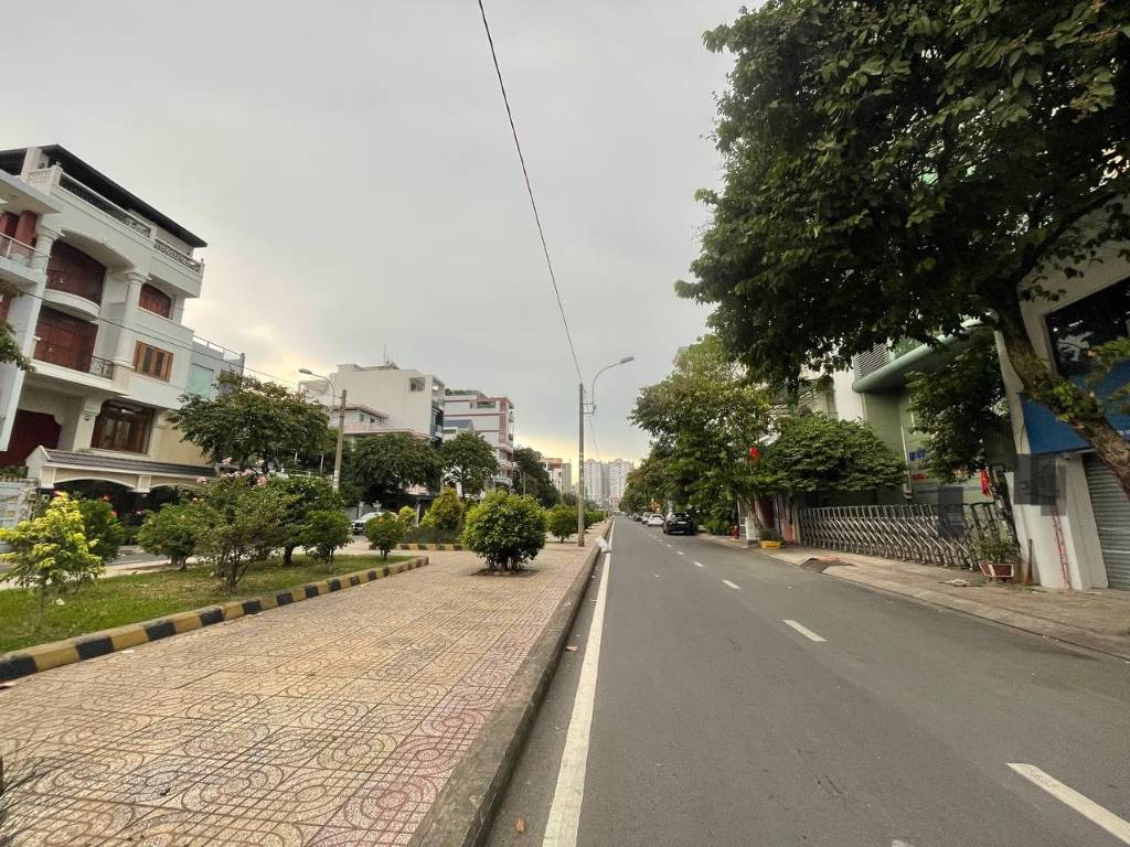 Mặt Tiền Kinh Doanh 85m2, Đường Hiền Vương, Quận Tân Phú