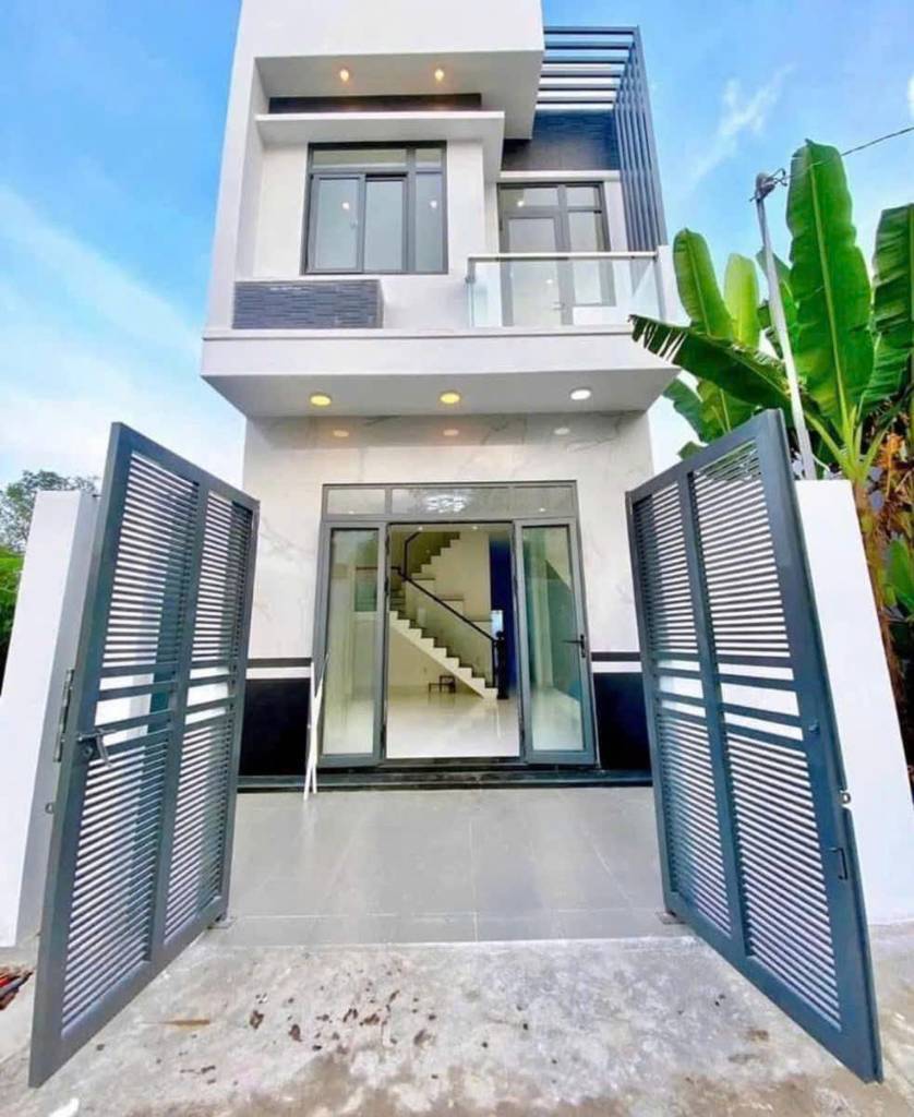 NHÀ 90M² – 1 TRỆT 1 LẦU – GIÁ 2 TỶ 900 – MẶT TIỀN TL 826 - SHR