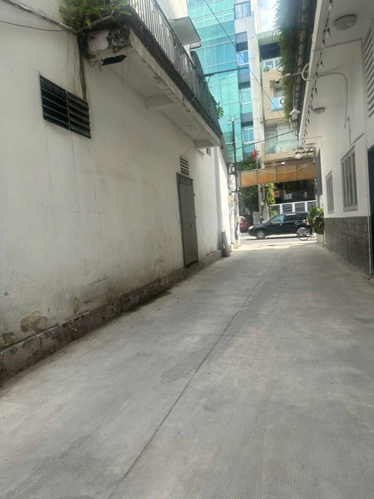 BÁN NHÀ 2 MẶT TIỀN VỊ TRÍ ĐẸP NGAY TRUNG TÂM QUẬN 1 – GIÁ 21 TỶ