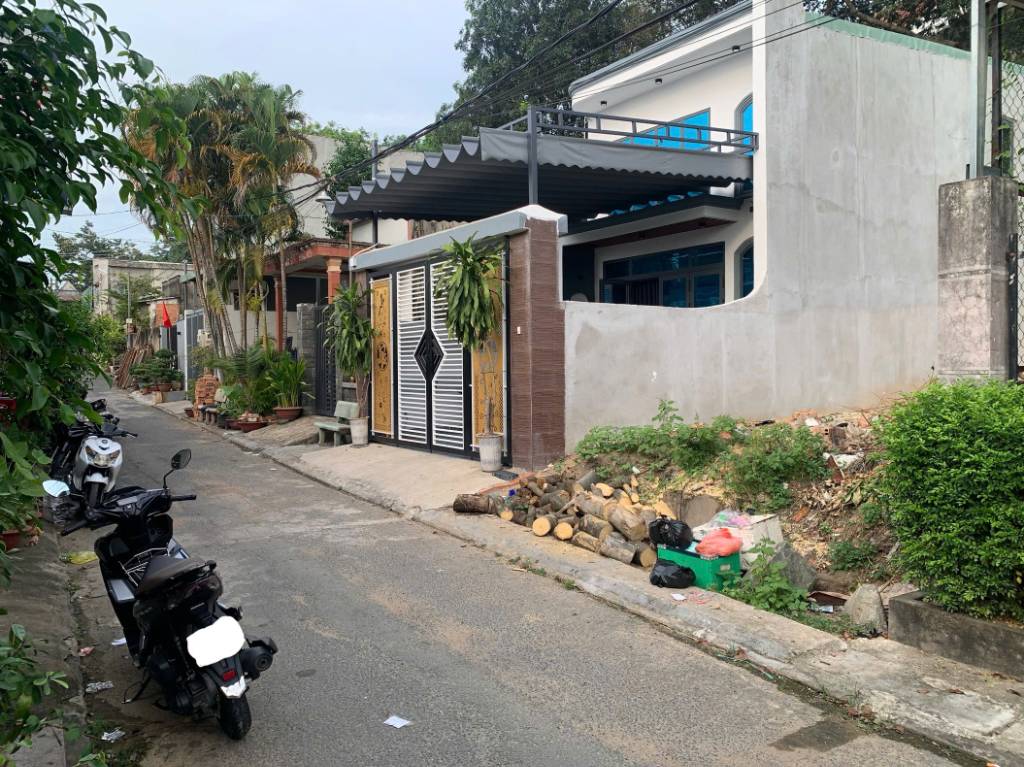 Bán đất đẹp Hiếm! Kế bên nhà thờ Lộc Lâm - trung tâm Biên Hòa - nở hậu - SHR - 2.7 tỷ thương lượng