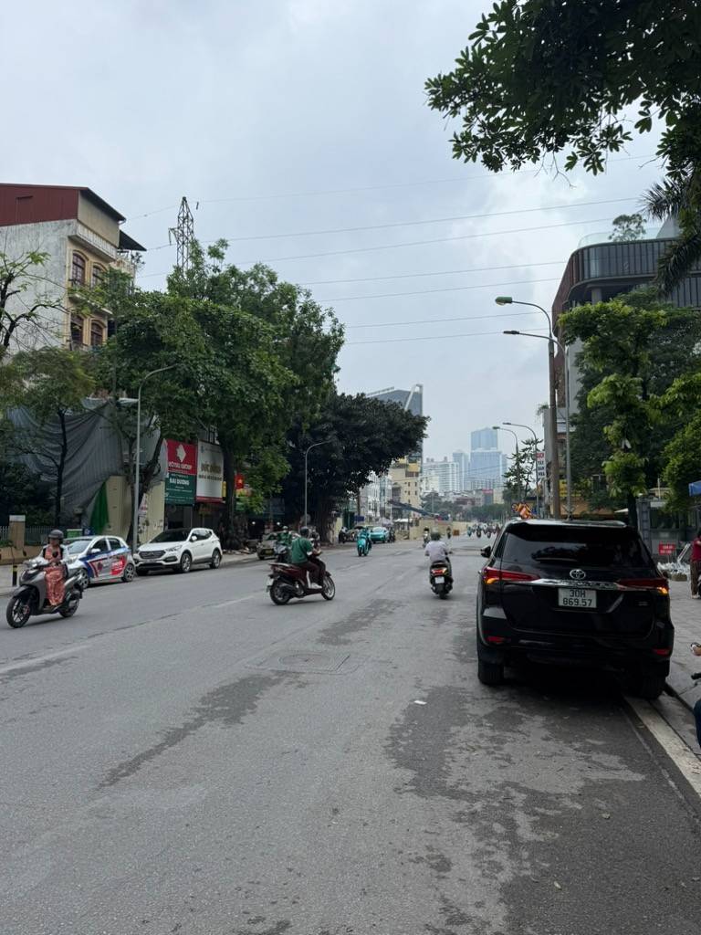NGUYỄN LƯƠNG BẰNG-ĐỐNG ĐA- DT 54M2 -LÔ GÓC 2 THOÁNG - MẶT TIỀN VIP 6.1M-GIÁ CHỈ 12.9 TỶ.