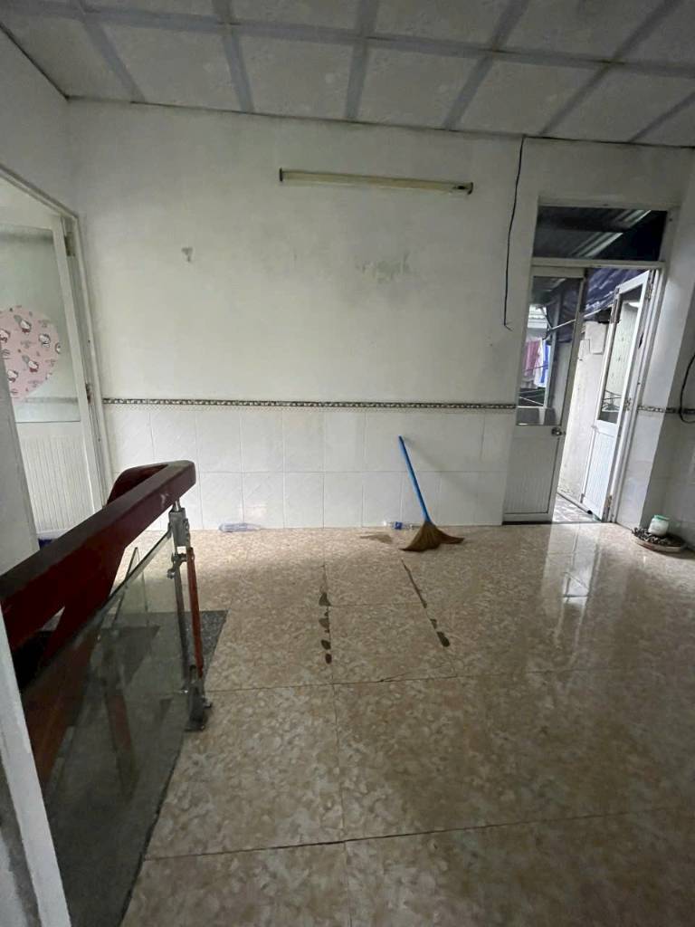 Còn sót lại căn nhà 2 tầng kiệt Ngô Quyền, An Hải Bắc - Gần Sông Hàn ( Giá 2Tỷ280 )