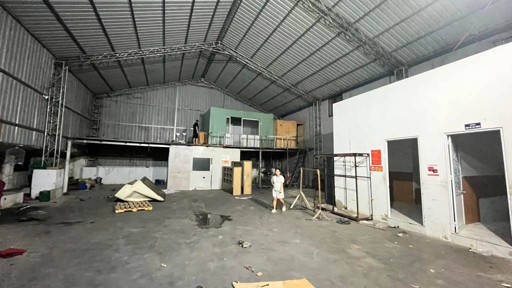 Cho thuê xưởng tại Vĩnh Phú, Tp Thuận An, gần ngã tư Bình Phước, 230m2, Điện 3 pha, giá chỉ 13 triệu