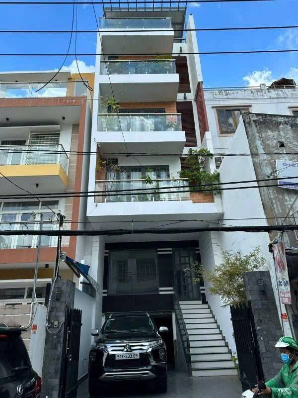 Bán nhà Phan Xích Long - Phường 1- Phú Nhuận - có hầm xe hơi - 57.8m2 - khu VIP
