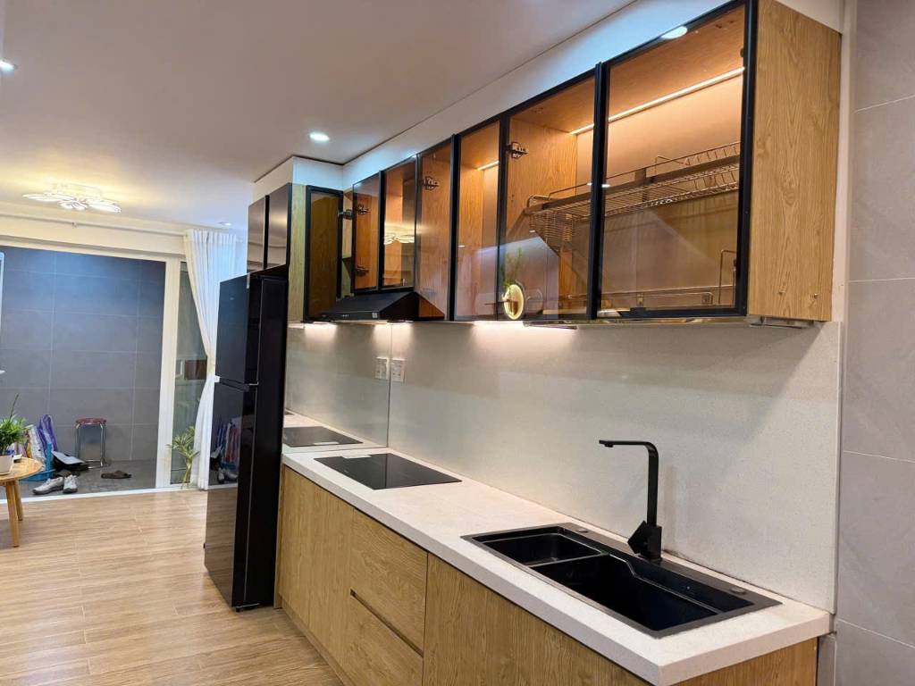 TỔ ẤM VỢ CHỒNG TRẺ, NHÀ 2 TẦNG HOÀNG DIỆU TRUNG TÂM THÀNH PHỐ, CHỈ HƠN 2 TỶ