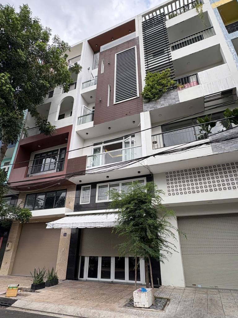 Bán nhà hiếm hẻm xe hơi Sư Vạn Hạnh, Q.10 - ngay Vạn Hạnh Mall - ngang 4m giá dưới 13 tỷ