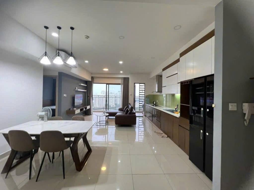 Thuê căn hộ to nhất The Sun Avenue_3PN_109m2_Full NT cao cấp_view sông_giá chỉ 25 triệu