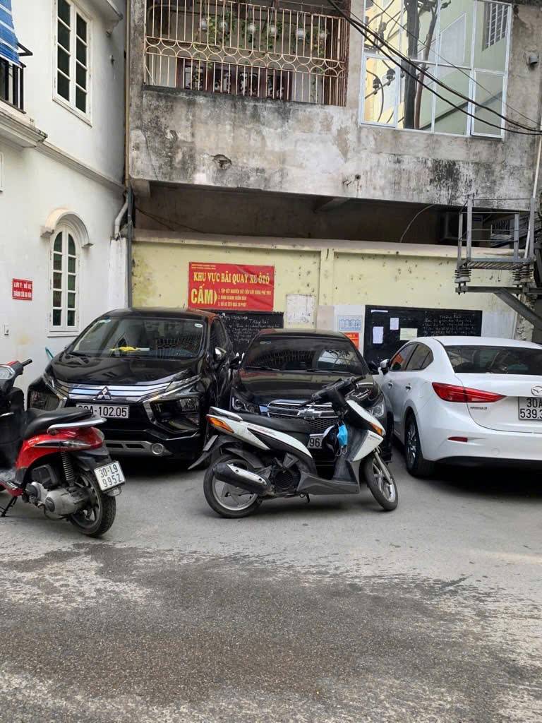 Bán Nhà Khương Trung– Vài Bước Ra Hồ Điều Hòa– 2 Mặt Tiền _ Ô Tô Đỗ Cửa