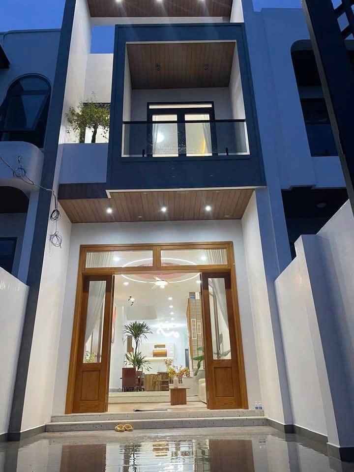 BÁN NHÀ MỚI 90M² MT ĐINH ĐỨC THIỆN, CẦN ĐƯỚC LONG AN – GẦN KCN CẦU TRÀM – SHR 2,3 TỶ