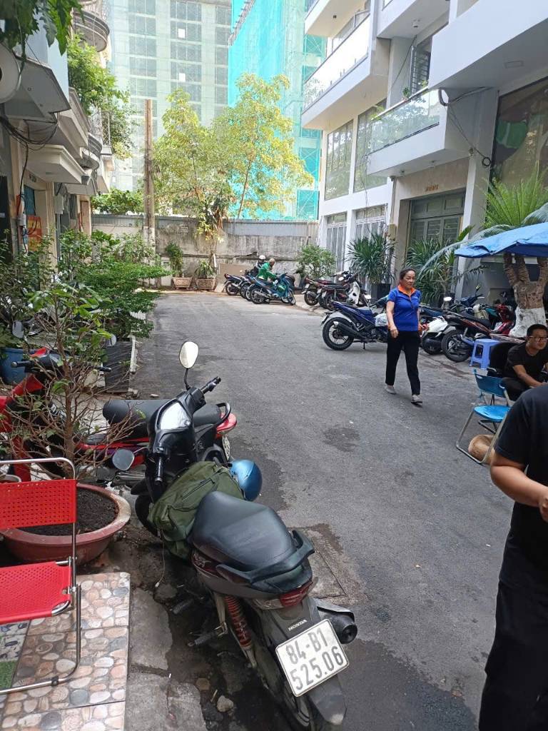 Bán Nhà Hẻm xe hơi Lý Thường Kiệt, Q.10 – 4x16m - 3 Tầng – HĐT 20Tr/Tháng – Giá 16.5 Tỷ
