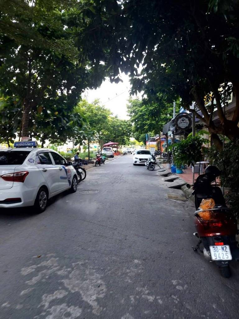 Bán Nhà 7 Tầng Thang Máy - Vị Trí Cổng Đồng La Khê - Hà Đông - Giảm Ngay 800tr