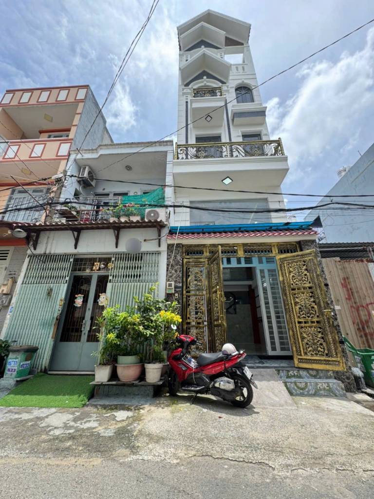 Nhà hẻm Kênh Mương Lệ, Bình Hưng Hòa B, Bình Tân diện tích 60m2 3 lầu 4pn 5wc giá 5,5 tỷ