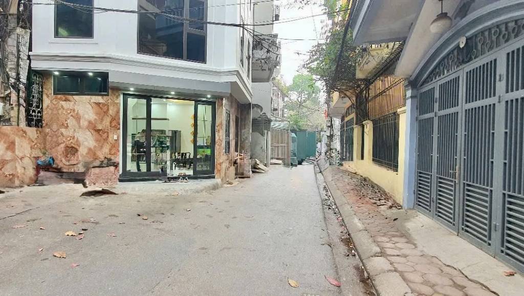 Bán nhà  Phố Kim Ngưu, Hai Bà Trưng - 33m² – 5 Tầng – Ô Tô Tránh, Vỉa Hè Ô Tô Đỗ Cửa