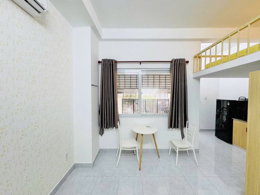 Căn Hộ Ban Công Full NT Đi Bộ Qua Văn Lang Ko Giới Hạn Người Ở