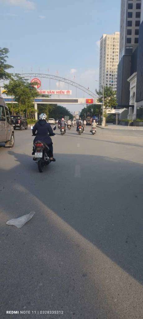 Nhà Mới 6 Tầng, Thang Máy Kinh Doanh, Oto Tránh, Gần Nhổn, Ngay Cổng Chào Hoài Đức, 12 Tỷ