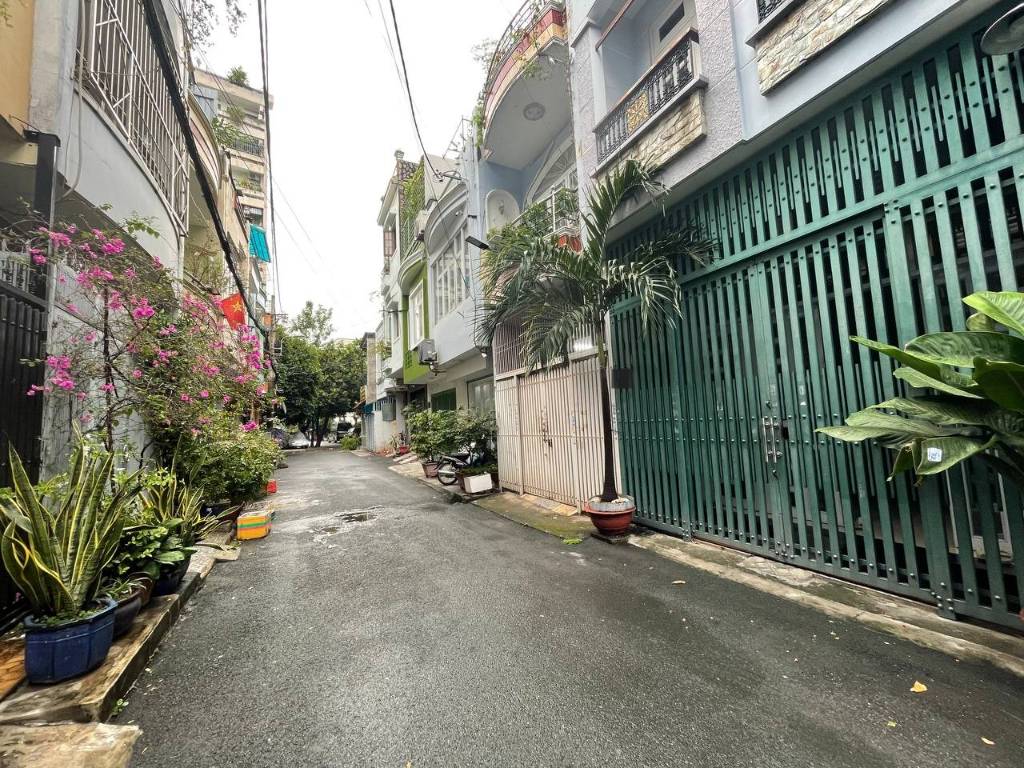 Bán lô góc kinh doanh 110m2, ngang 5.1m - Hẻm xe tải 8m, Đường Gò Dầu, Quận Tân Phú
