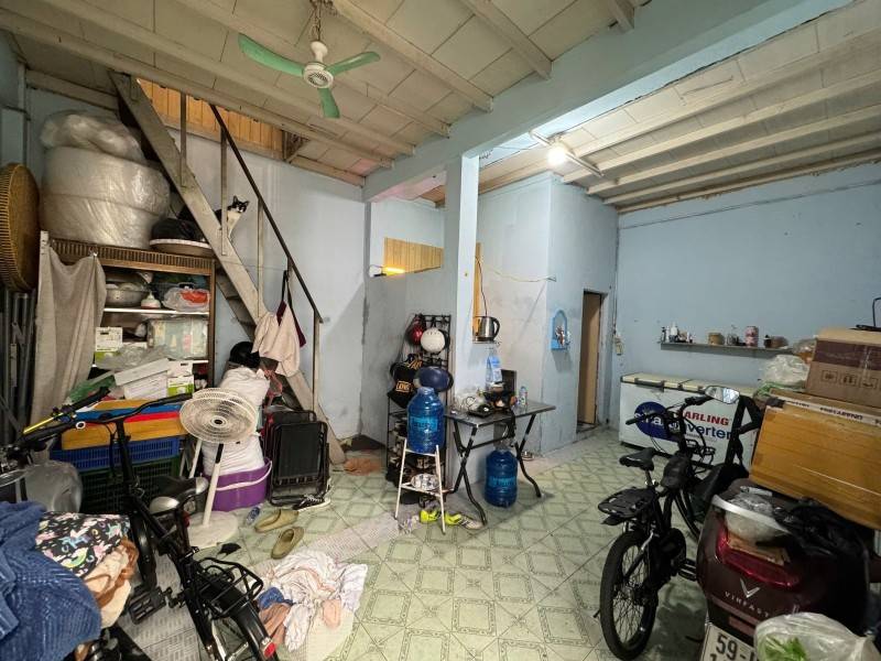 Bán nhà riêng 56m2, ngang 6m - Hẻm ô tô, Đường Nguyễn Hữu Tiến, Quận Tân Phú