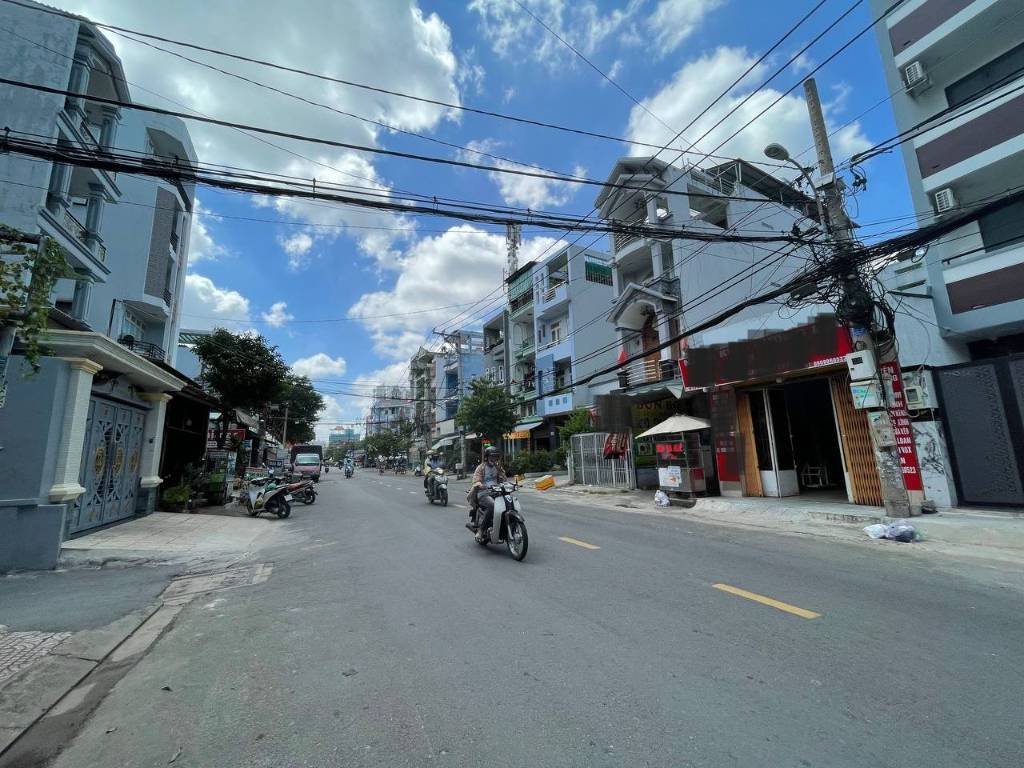 Mặt Tiền Kinh Doanh 88m2, Đường Nguyễn Văn Yến, Quận Tân Phú