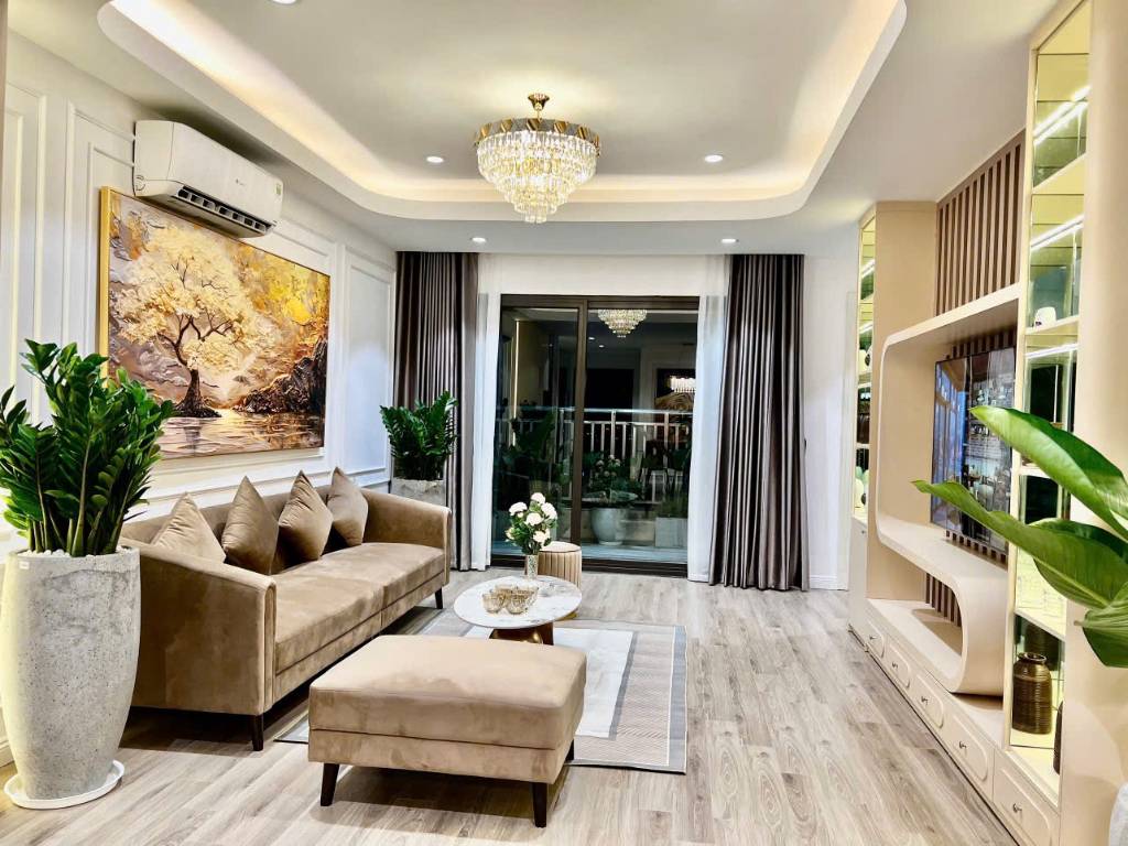 Chính chủ cần bán căn hộ 3 ngủ giá cực tốt trung tâm Mỹ Đình, sổ đỏ sẵn giao dịch, nội thất đầy đủ