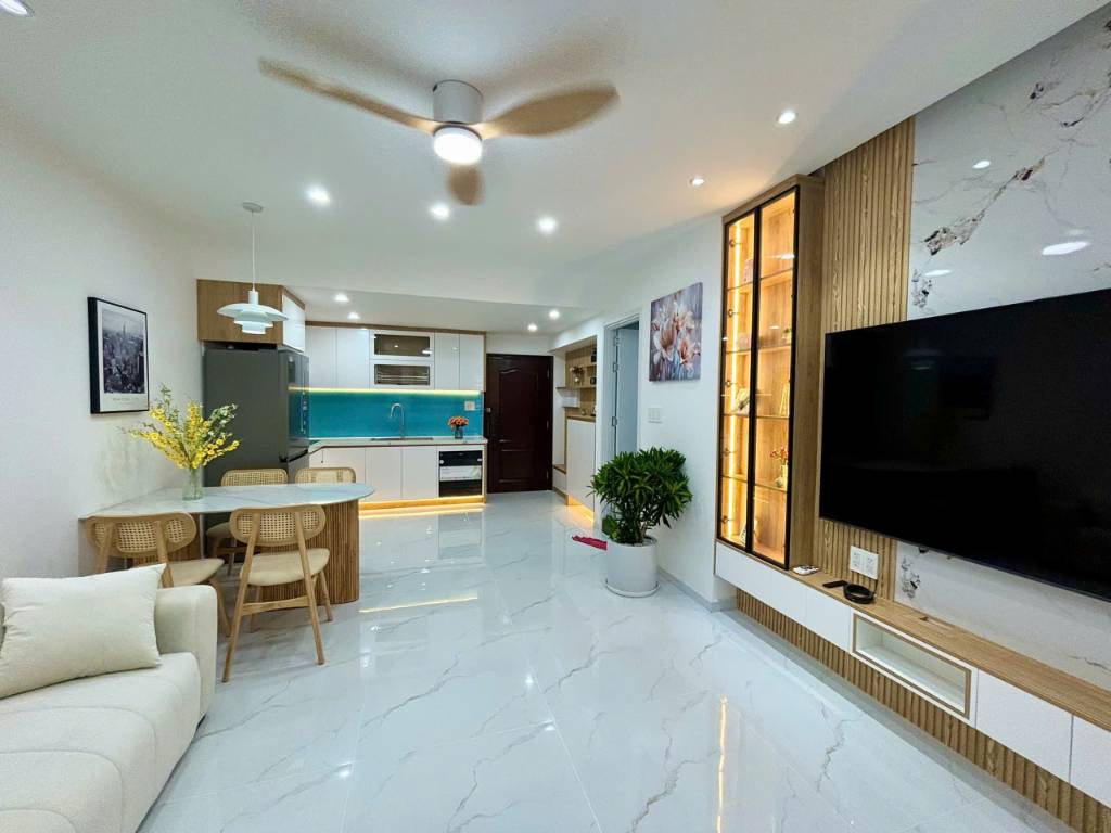 Cần bán căn hộ Hưng Vượng 2, Quận 7, 75m2, 2PN nhà mới đẹp, giá chỉ 4.7 tỷ