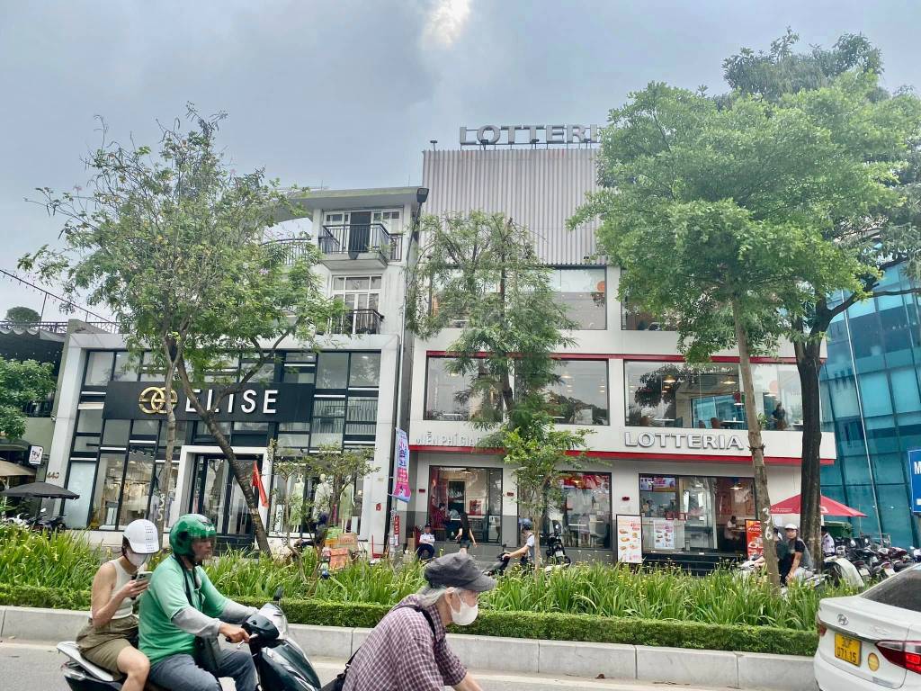 Siêu phẩm Lạc Long Quân 336m2 MT13.2m giá 225tỷ view trực diện Hồ Tây 1 mặt phố 1 mặt ngõ