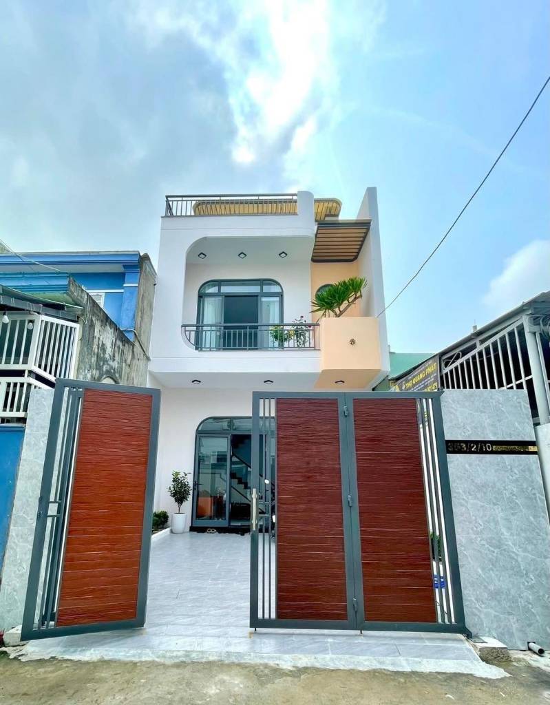 Nhà Phố Khu Vực Sầm Uất – 90m² – 1 Trệt 1 Lầu – Sổ Hồng Riêng – Giá Tốt Nhất Chỉ 1 Tỷ 800
